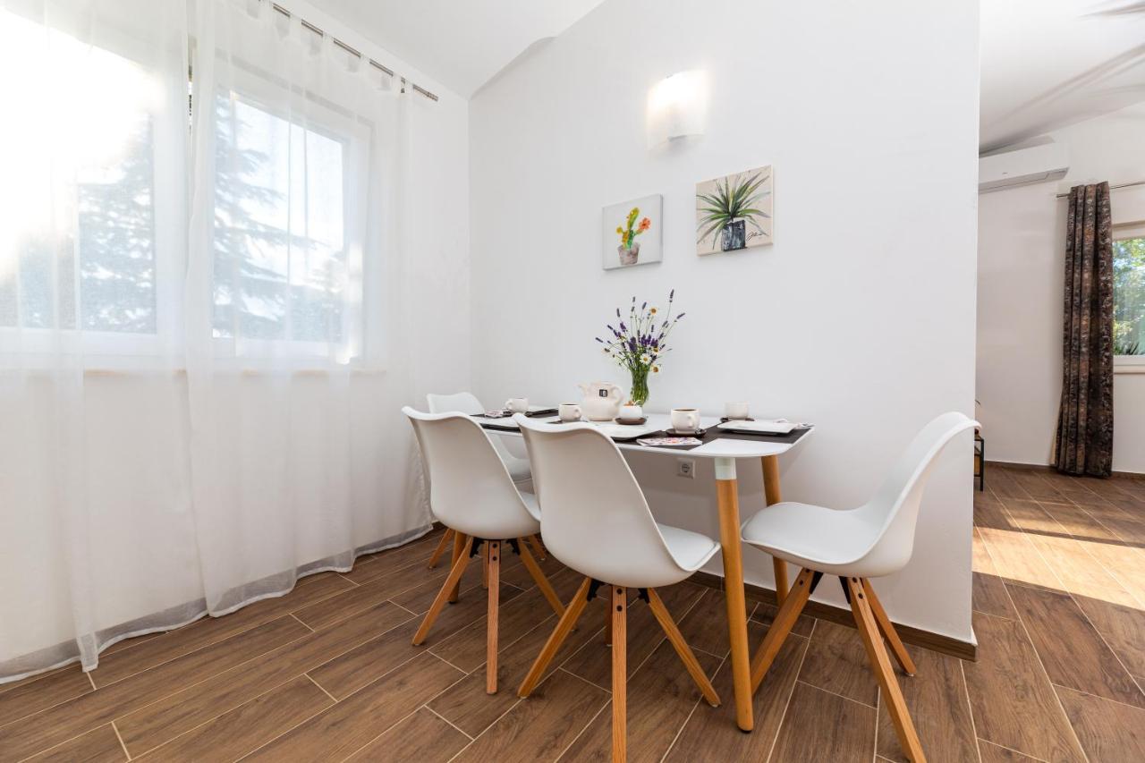Apartment Nada 1 Malinska Extérieur photo